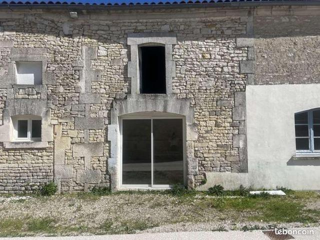 Maison vente à Jarnac, Charente