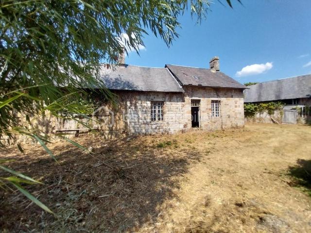 Maison vente à La Croix des Cinq Fouteaux, Saint-Georges-de-Rouelley