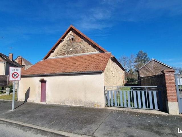 Maison vente à Confolens, Tessonnière