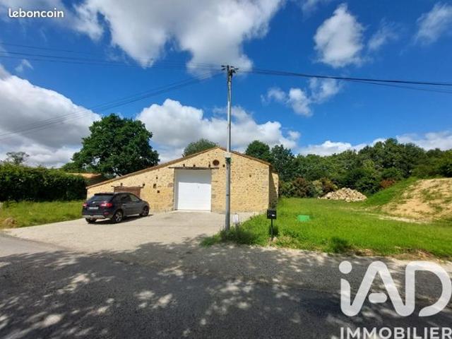 Maison vente à La Roche-sur-Yon, Le Poiré-sur-vie