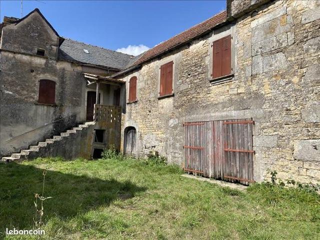 Maison vente à Villefranche-de-Rouergue, Castanet