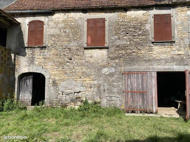 Maison vente à Villefranche-de-Rouergue, Castanet