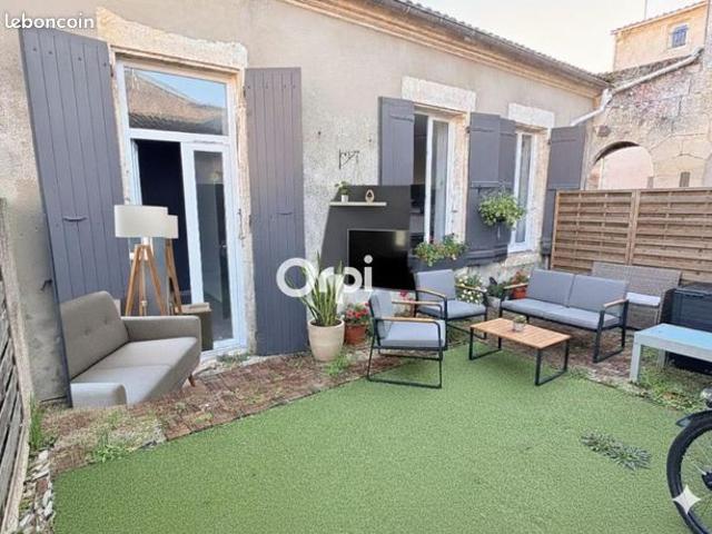 Maison vente à Rochefort, Hiers-brouage