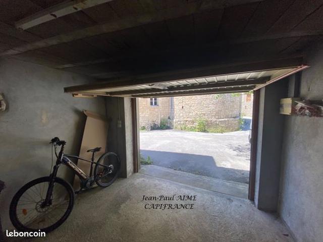 Maison vente à Nîmes, Issirac