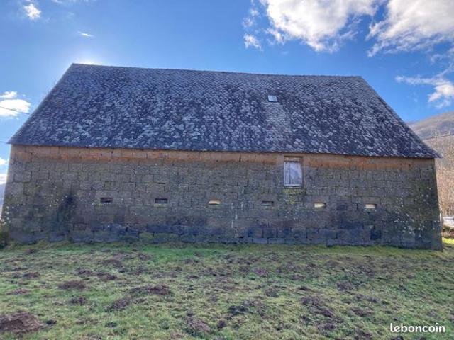 Maison vente à Mauriac, Menet