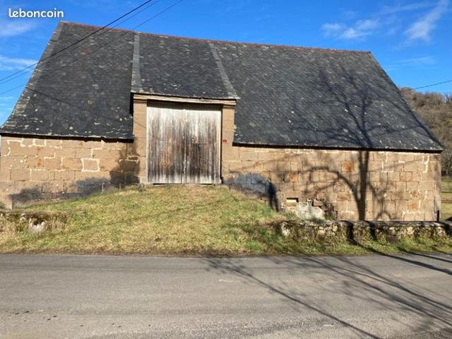 Maison vente à Mauriac, Menet