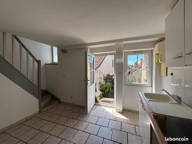 Maison vente à Cosne-Cours-sur-Loire, La Charité-sur-loire