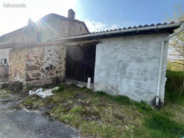 Maison vente à Confolens, Chabrac