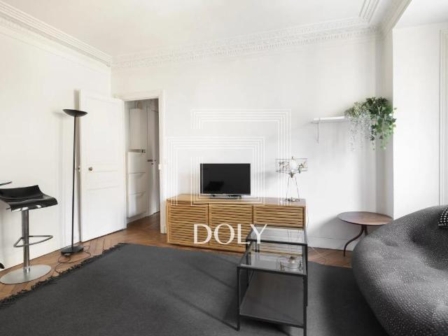 Maison vente à Paris, Île-de-France