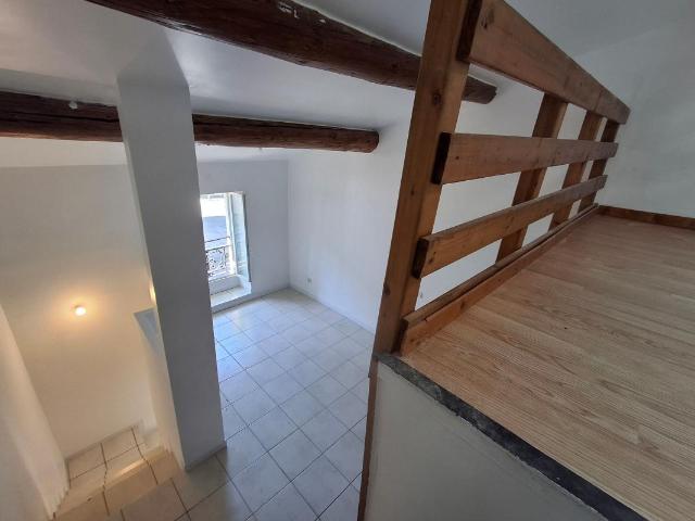 Maison location à Nîmes, Bezouce