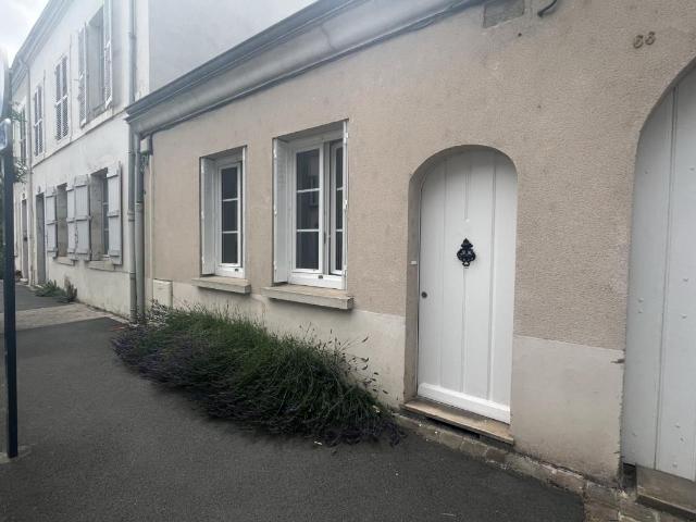 Maison location à Clos Pré Renault, Orléans