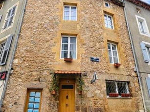 Maison vente à Confolens