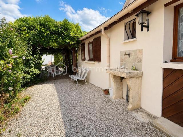 Maison vente à Dijon, Magny-montarlot