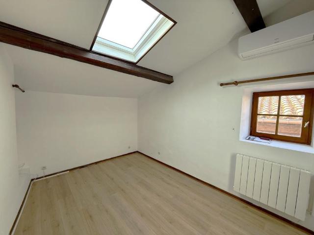 Maison vente à Narbonne, Bize-minervois