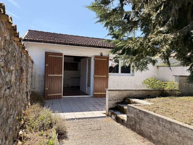 Maison vente à Saintes, Cozes
