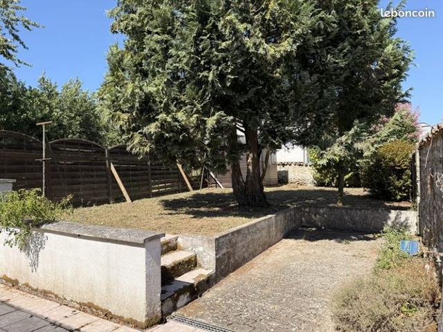 Maison vente à Saintes, Cozes