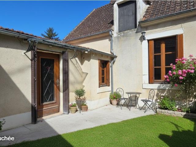 Maison vente à Saint-Amand-Montrond, La Celle
