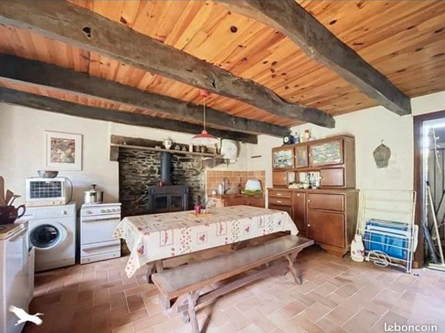 Maison vente à Saint-Rivoal, Finistère