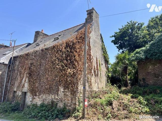 Maison vente à Guingamp, Bretagne