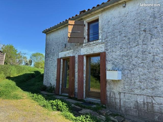 Maison vente à Fontenay-le-Comte, Saint-martin-lars-en-sainte-hermine