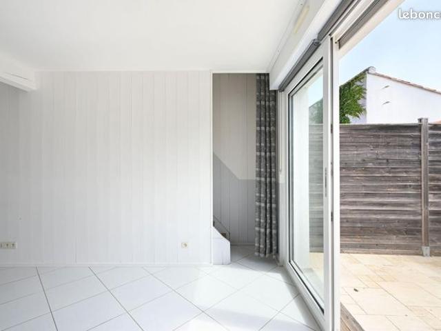 Maison vente à La Rochelle, La Flotte