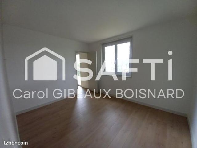 Maison vente à Châteaudun, Saumeray
