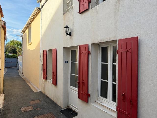 Maison vente à Les Clos, Marans