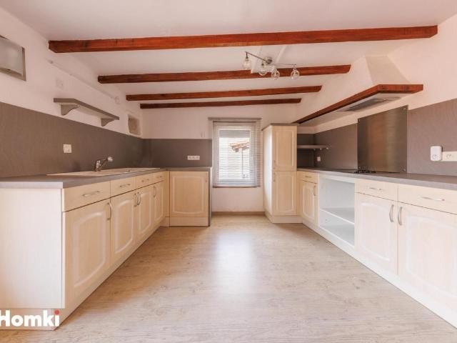 Maison vente à La Roche-Noire, Puy-de-Dôme