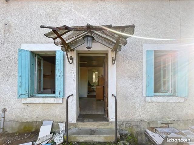 Maison vente à Périgueux, Château-l'evêque