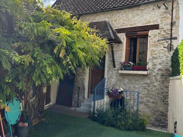 Maison vente à Mantes-la-Jolie, Issou