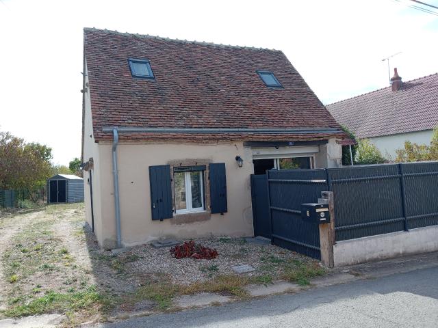 Maison vente à Châteaumeillant, Cher