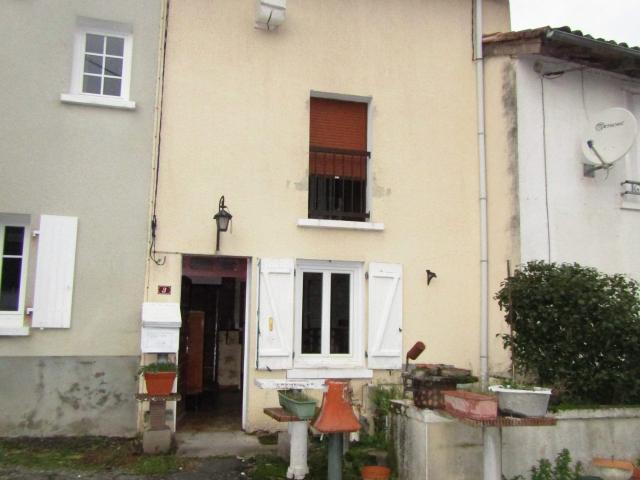 Maison vente à Chassenon, Charente