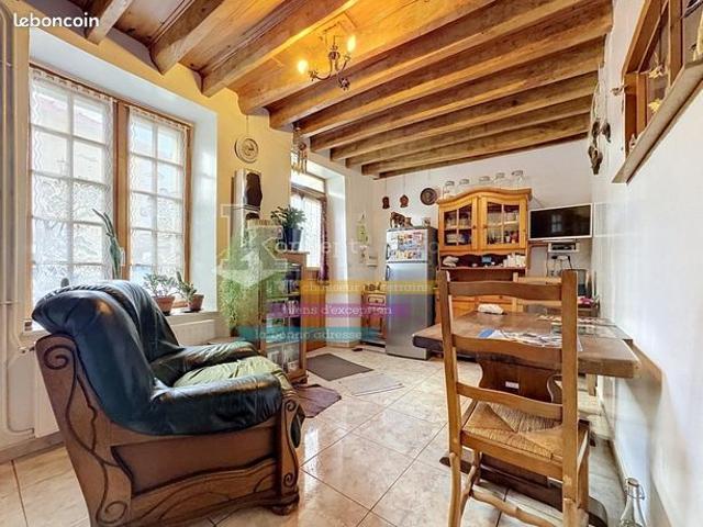 Maison vente à Clermont, Bury