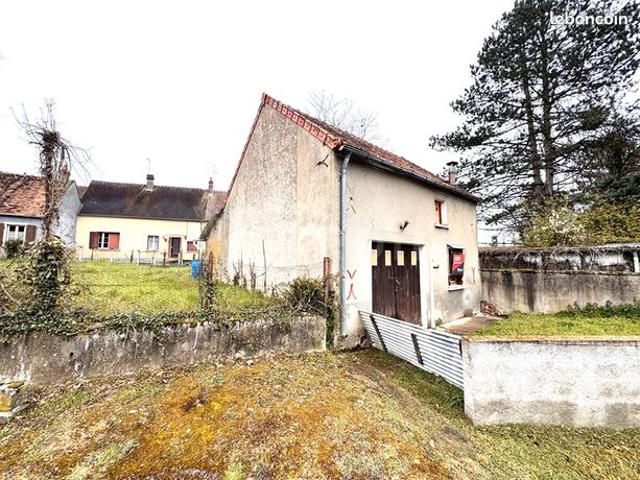 Maison vente à Cosne-Cours-sur-Loire, Saint-vérain