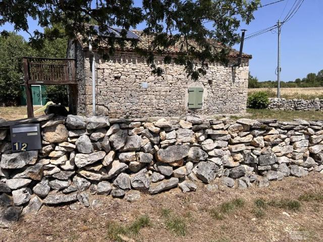 Maison vente à Cahors, Vaylats
