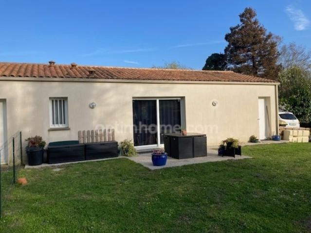Maison vente à La Rochelle, Yves