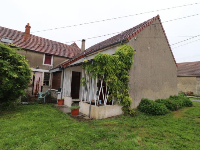 Maison vente à Cosne-Cours-sur-Loire, Varennes-lès-narcy