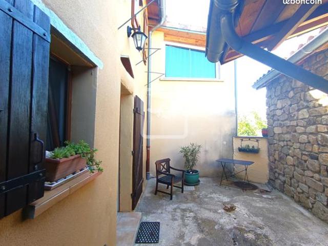 Maison vente à Largentière, Chirols
