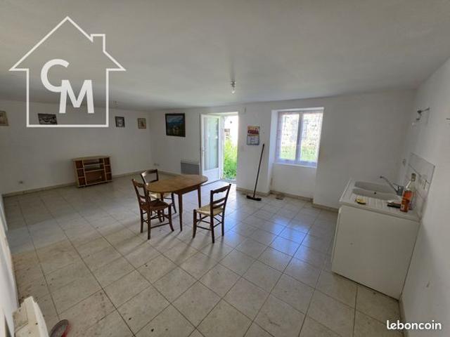 Maison vente à Alloue, Charente
