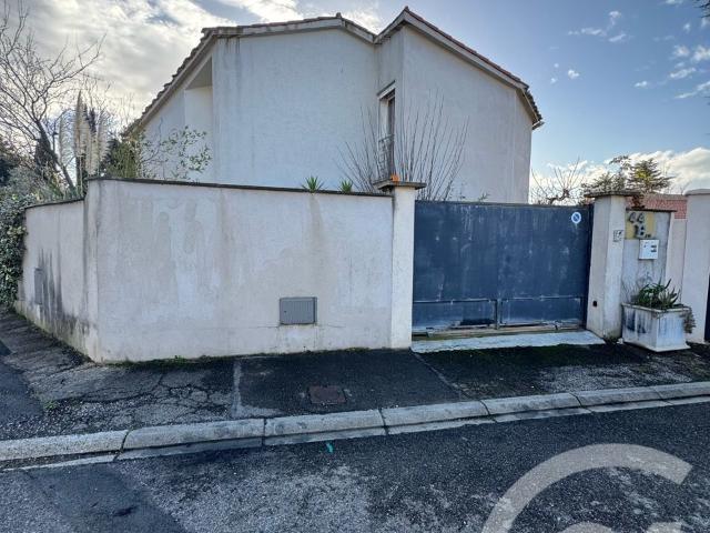 Maison vente à Nîmes, Caissargues