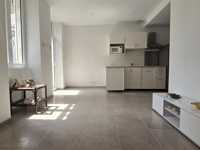 Maison vente à Richelieu, Nîmes
