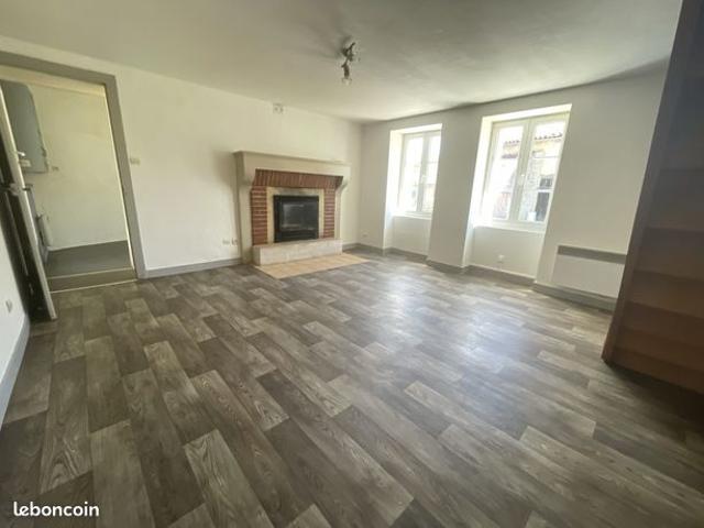 Maison vente à Montmorillon, Valdivienne