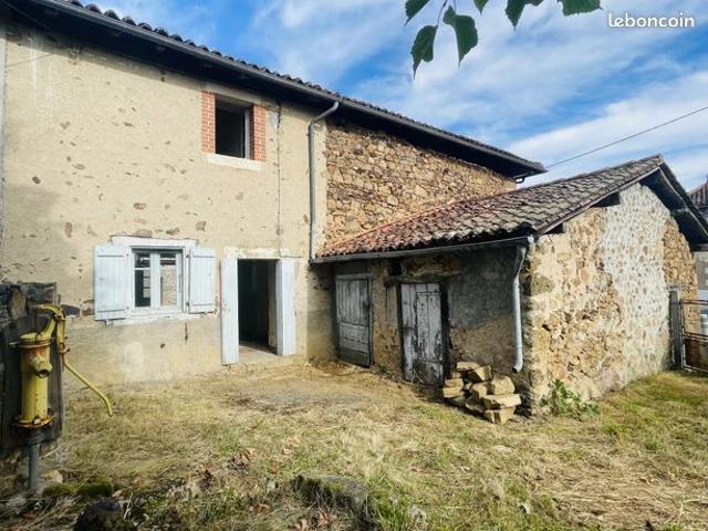 Maison vente à Chabanais, Charente