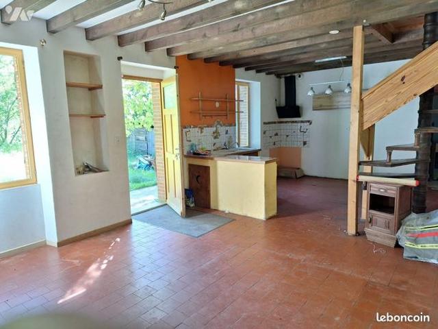 Maison vente à Ivoy-le-Pré, Cher