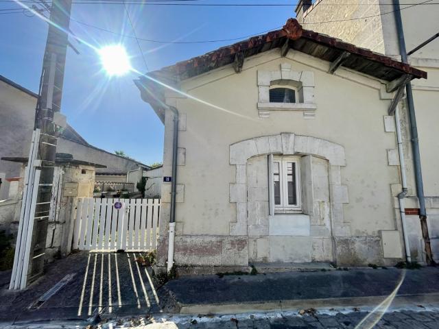Maison vente à Cognac, Segonzac