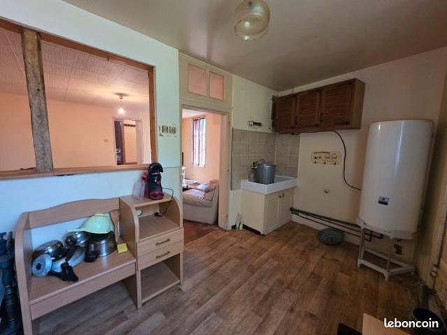 Maison vente à Saint-Amand-Montrond, Saint-hilaire-en-lignières