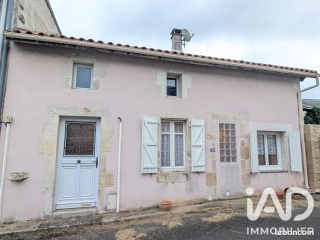 Maison vente à Confolens, Mazerolles