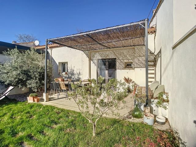Maison location à Arles, Cabannes