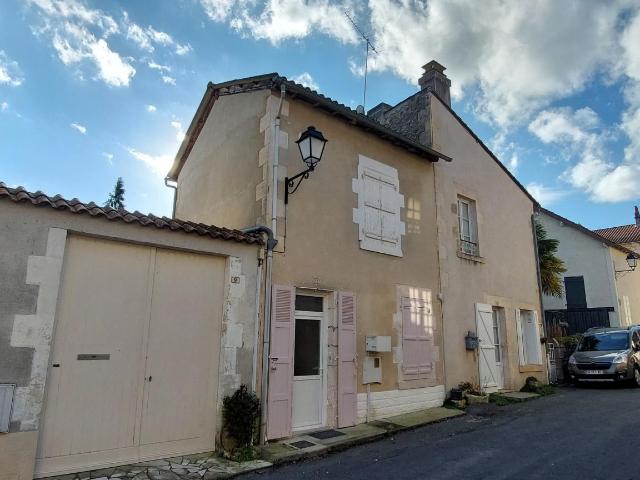 Maison vente à Montmorillon, Nouvelle-Aquitaine