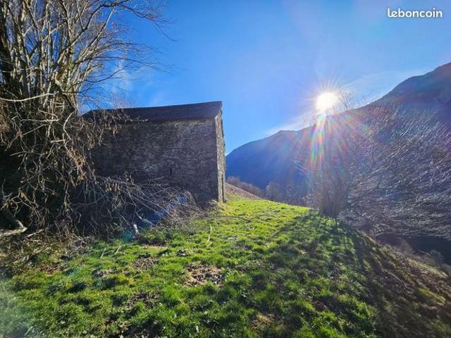 Maison vente à Oloron-Sainte-Marie, Escot